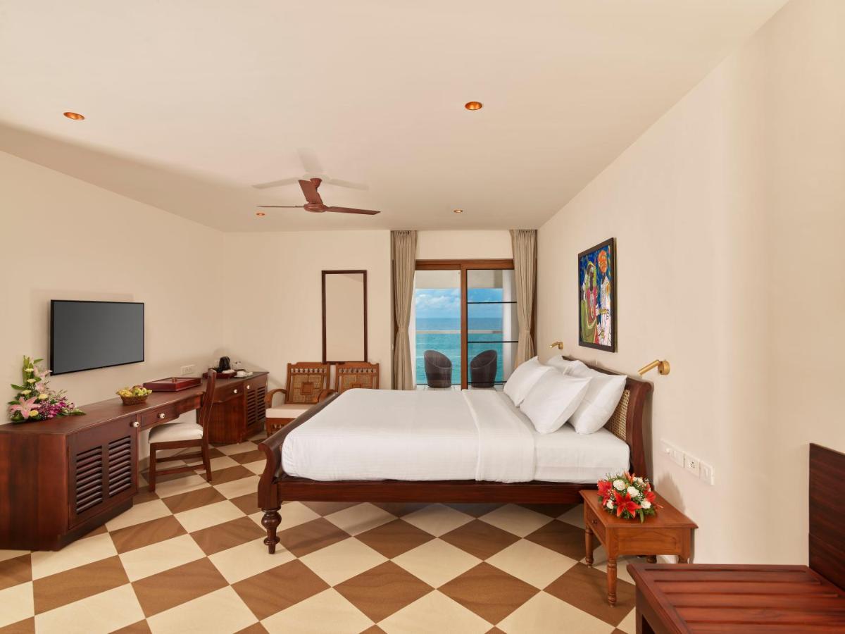 Rockholm At The Light House Beach Kovalam Exterior foto